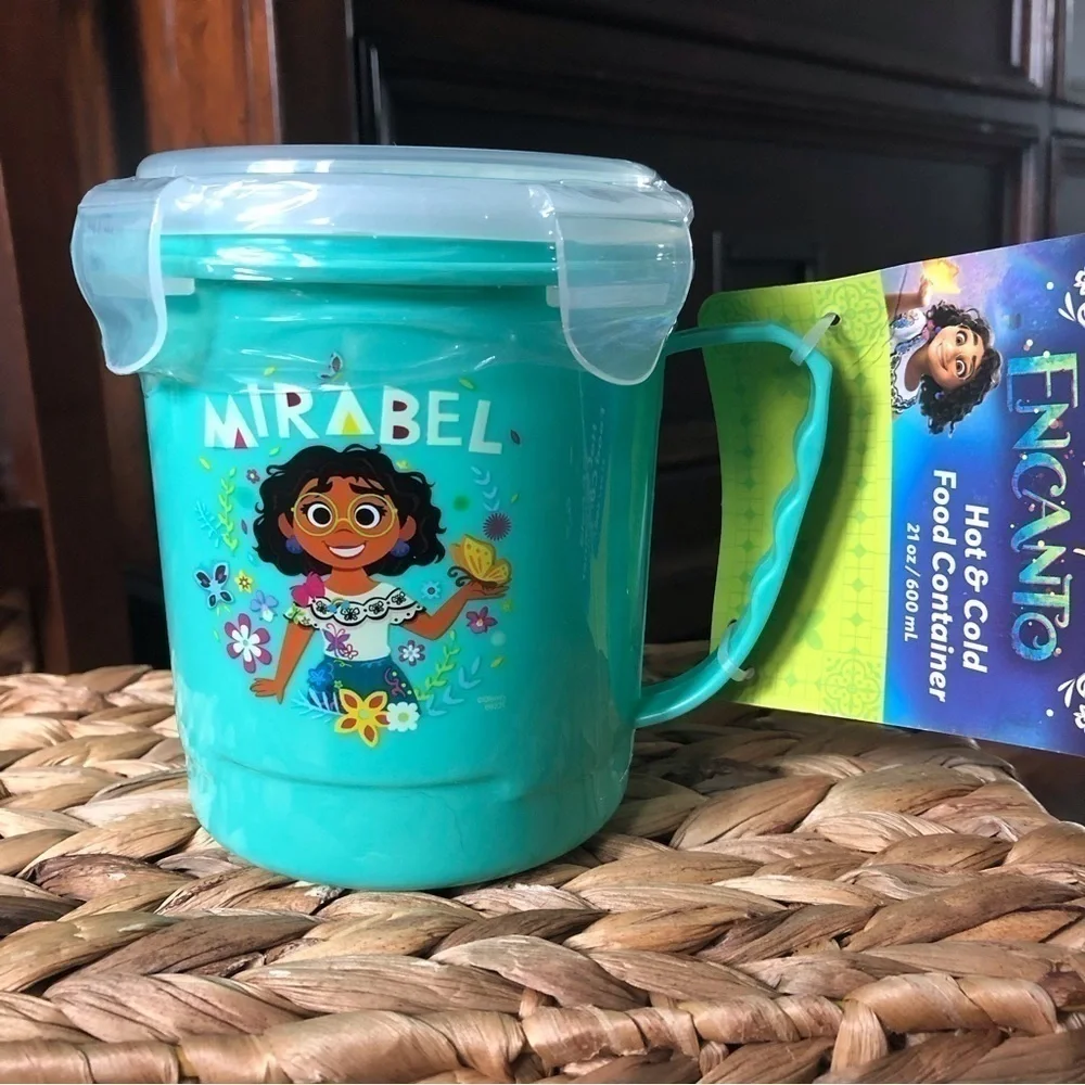 Disney Encanto: Hot & Cold Food Container with snap top lid 21oz.